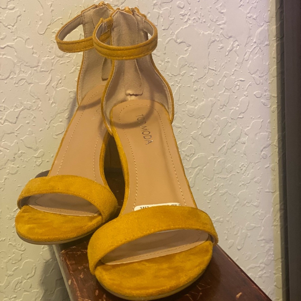 Yellow Heels